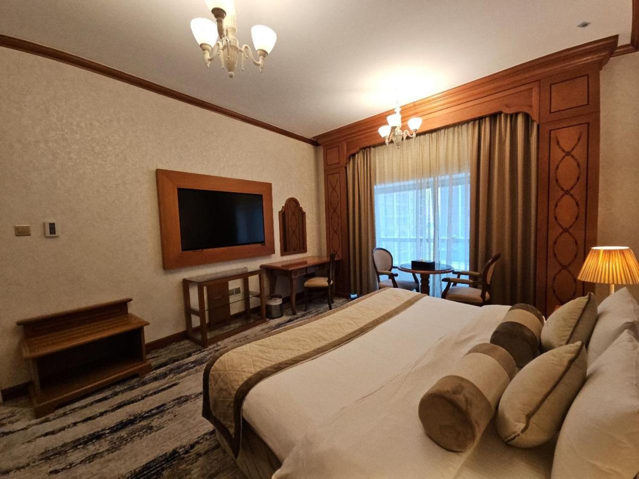 Royal Concorde Hotel & Suite Dubai Bagian luar foto